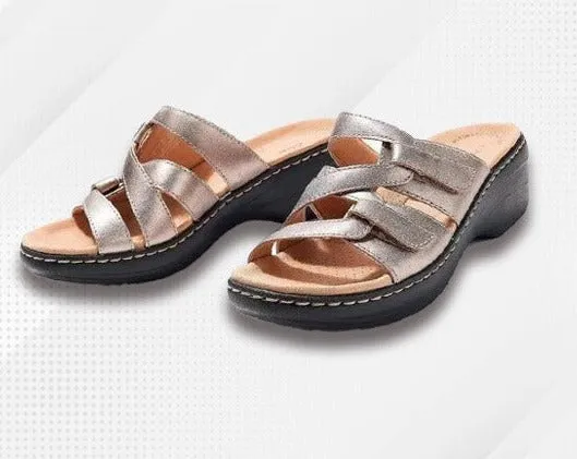 Chic and lightweight sandals