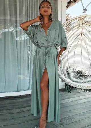 Lolas Light Dress