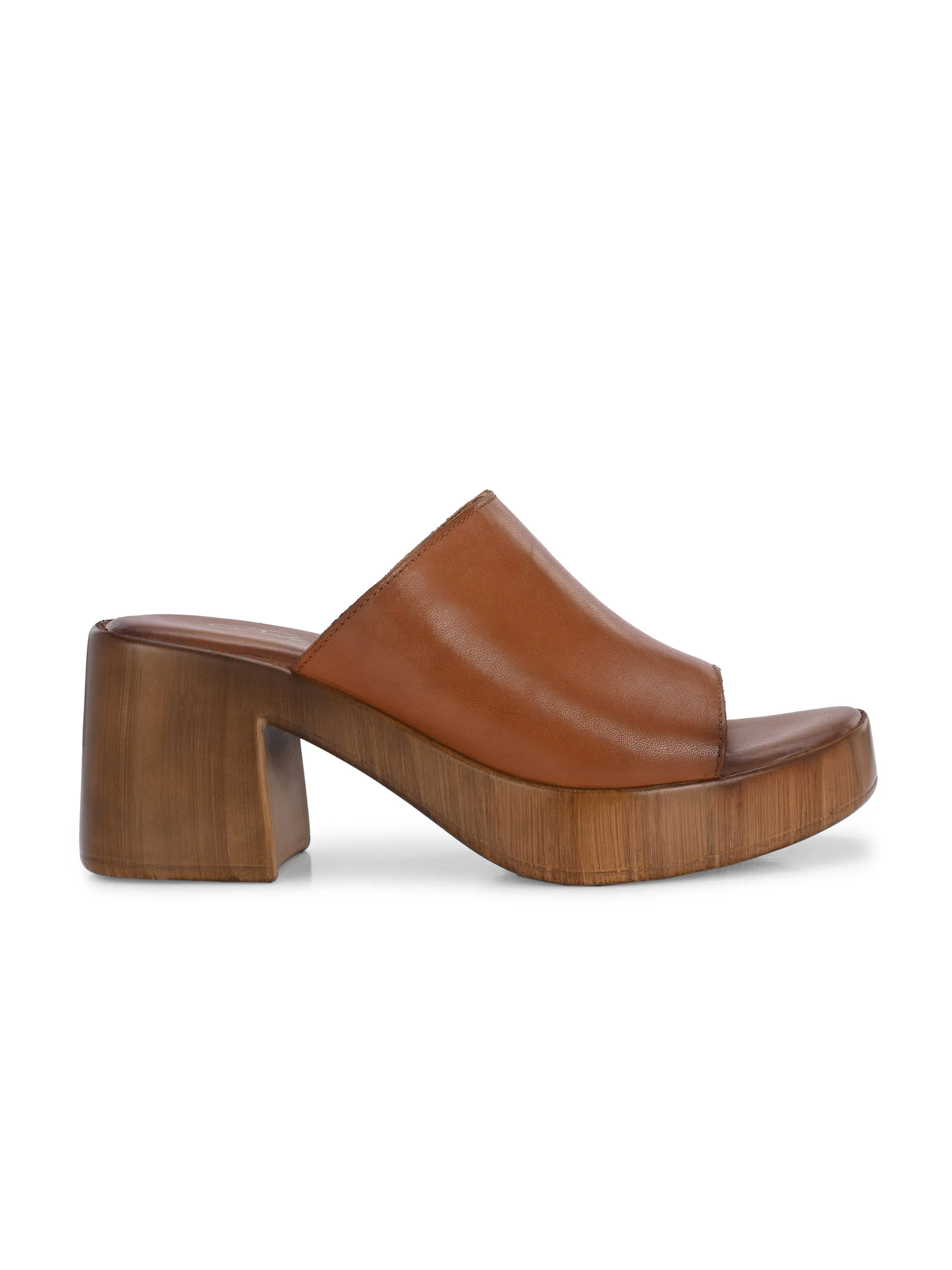 Nyla Women Platform Heel