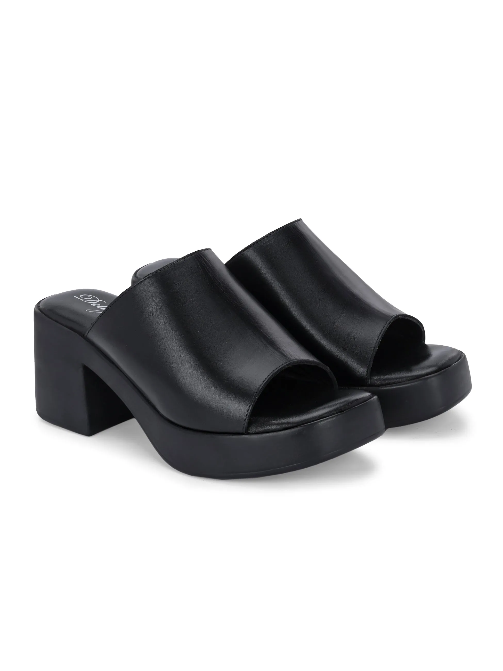Nyla Women Platform Heel