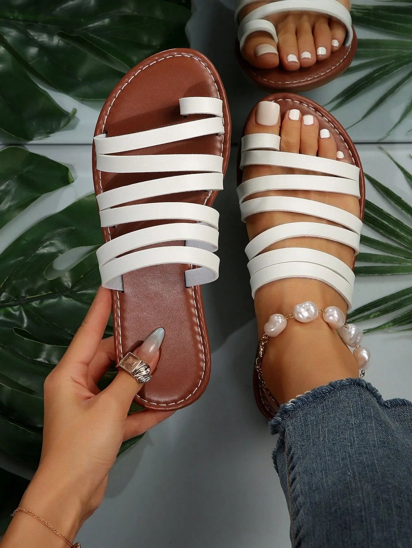 Spring/summer Casual & Stylish Flat Slippers Sandals For Holiday