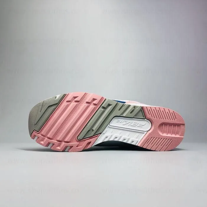 WMNS New Balance 1530 - White/Pink