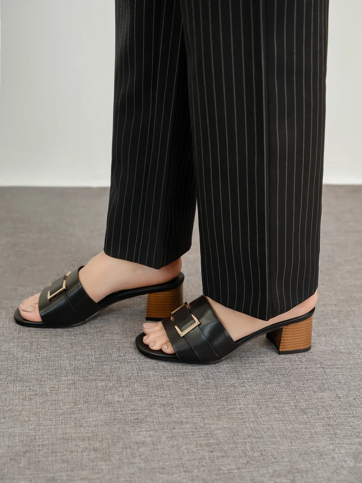 Women "FINEEN" Stylish Heeled Sandals